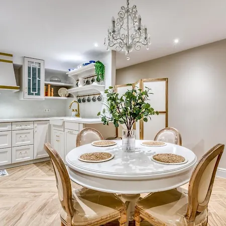 Apartment Hanami Avenida De Espana Classic